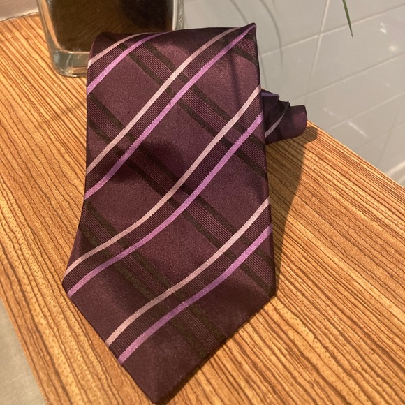 ♦️2/$20 MEXX 100% Silk tie - Picture 1 of 3